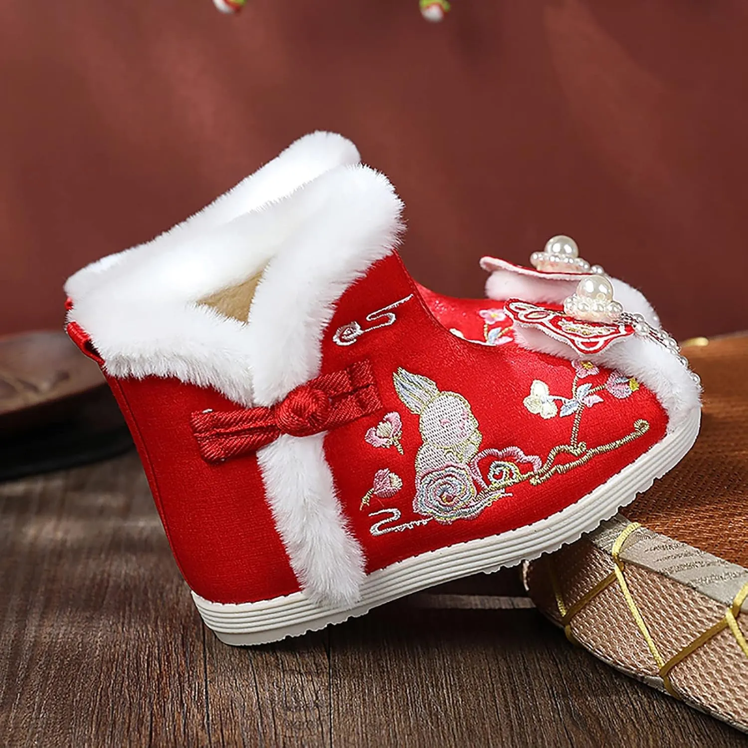 1 Pair Girls Hanfu Shoes Chinese Embroidered Flower Flat Retro Ethnic Slope- Heel Shoes Vintage Floral Silk Shoes