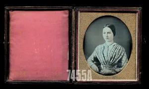 Beautiful 1840s Daguerreotype Young Women Tinted Cheeks Painted Brooch
