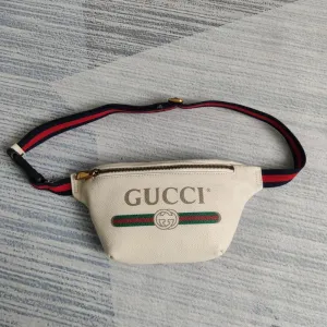 Charm - GG Bags - 1090