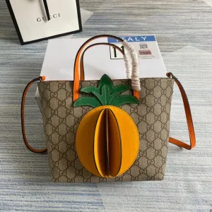 Charm - GG Bags - 2067