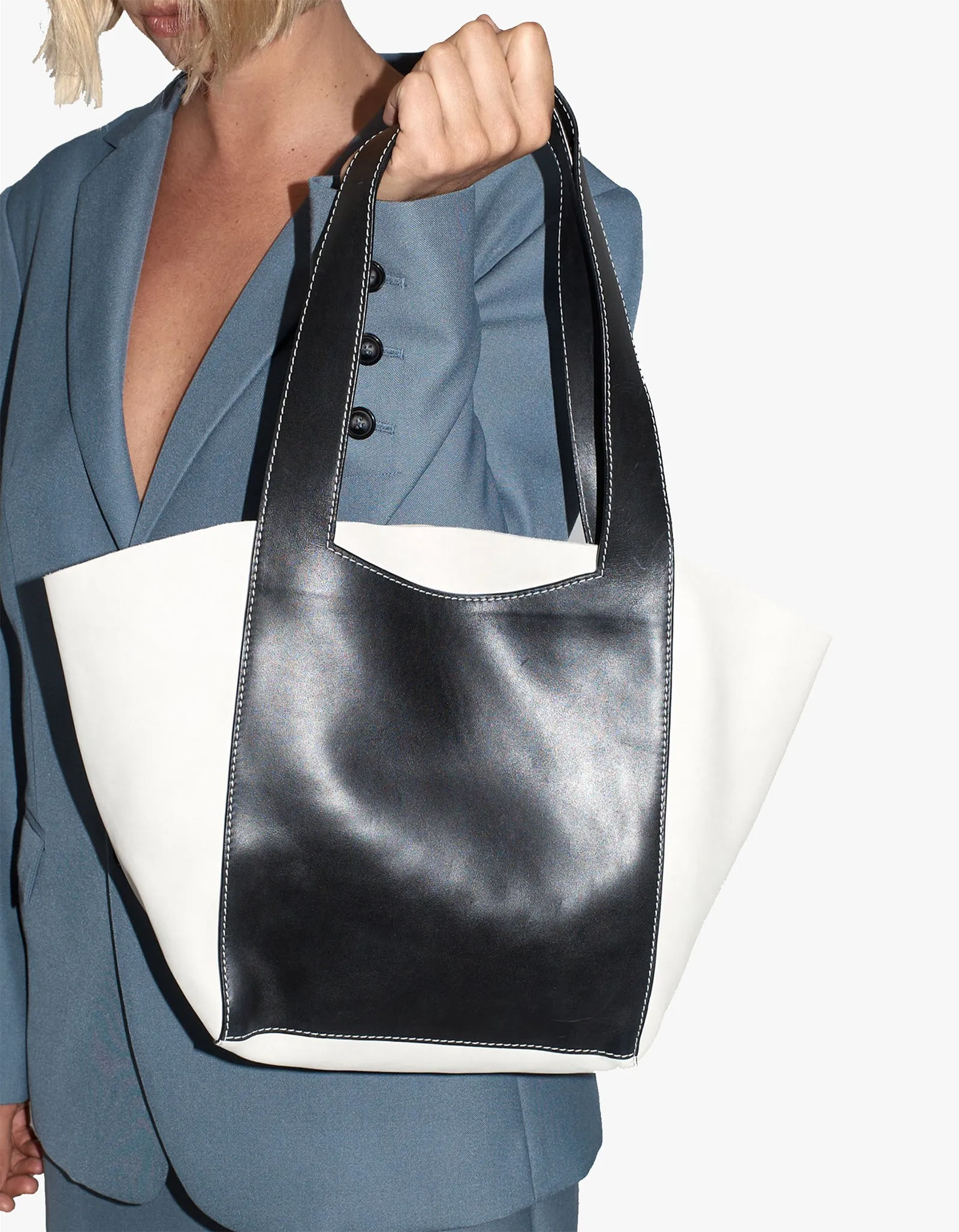 Contrast Bowling Bag - Black