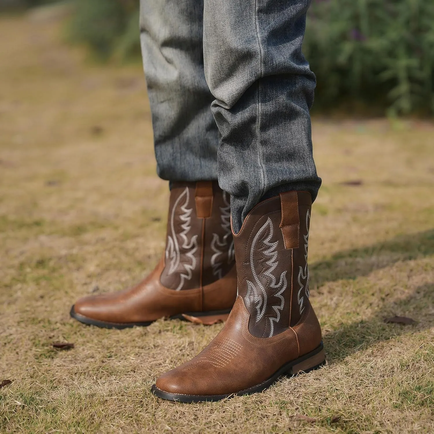 Cowboy Boots For Men Western Fashionable Retro Stylish Embroidered Square Toe Boots Chunky Heel