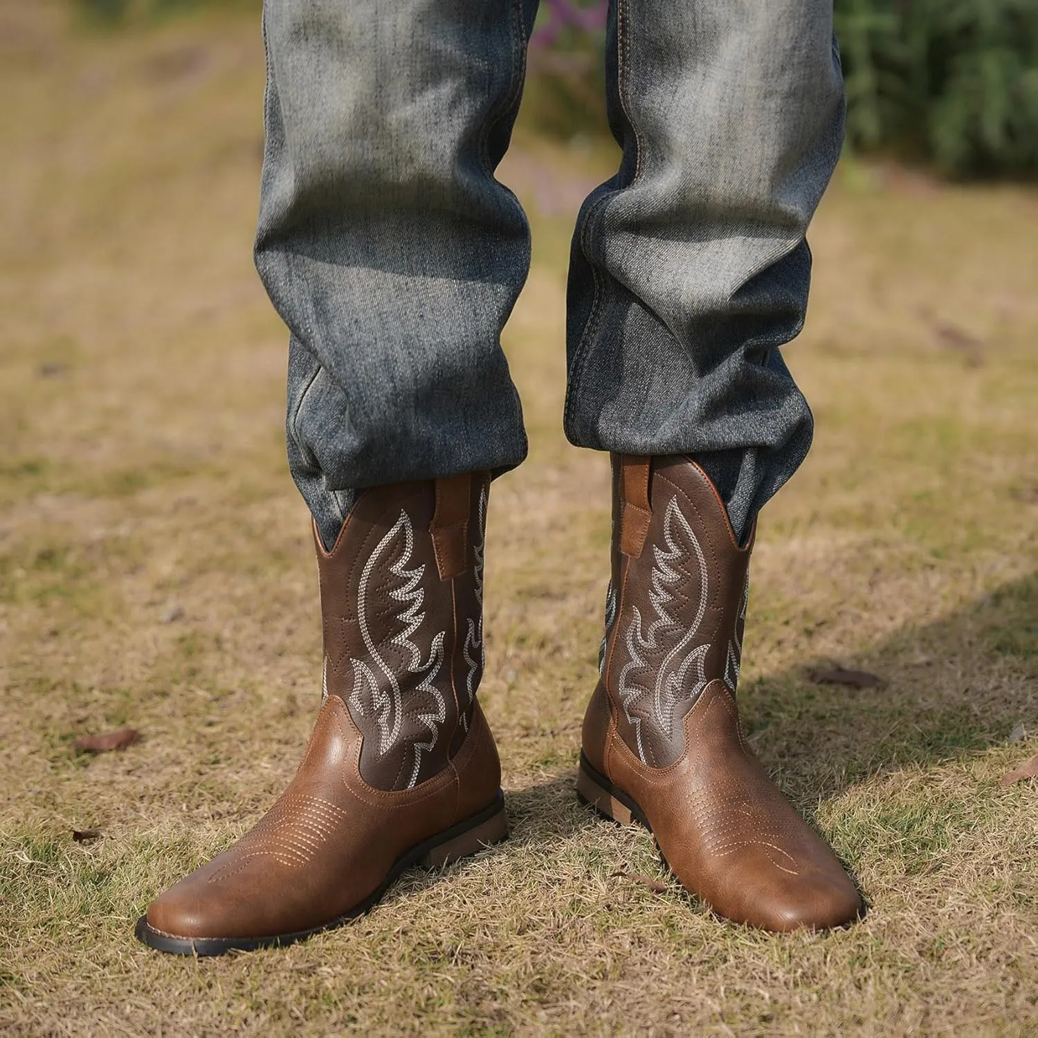 Cowboy Boots For Men Western Fashionable Retro Stylish Embroidered Square Toe Boots Chunky Heel