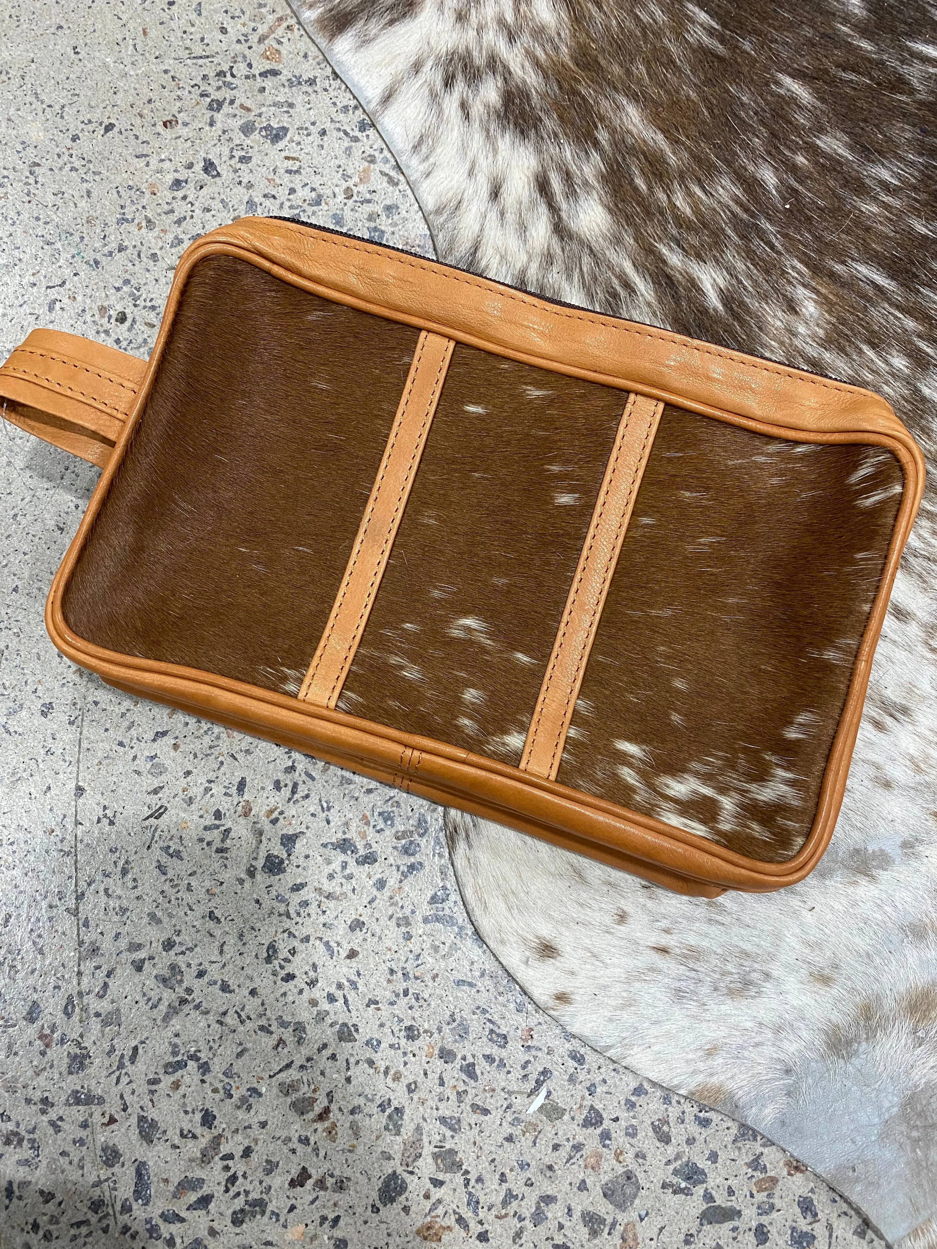 Cowhide/leather Vanity