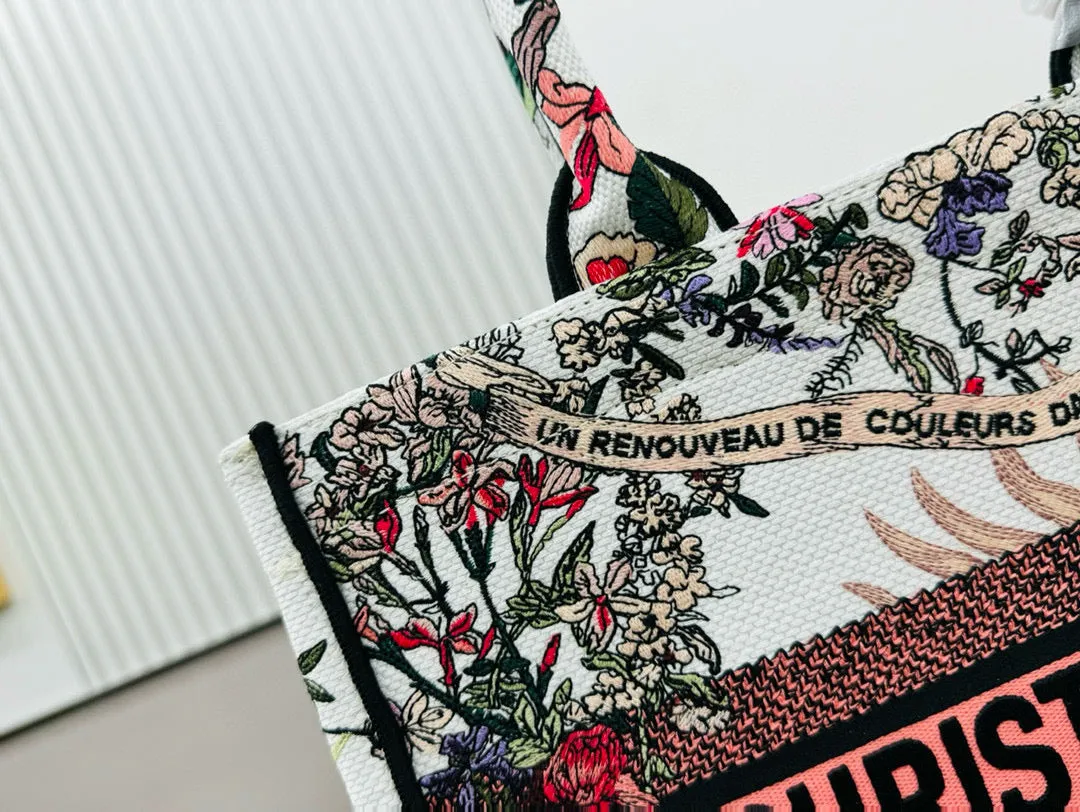 D Book Tote