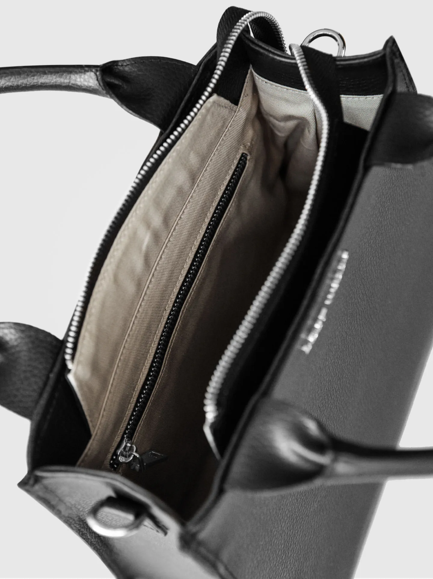 Ebony Structured Tote Bag in Black & Silver
