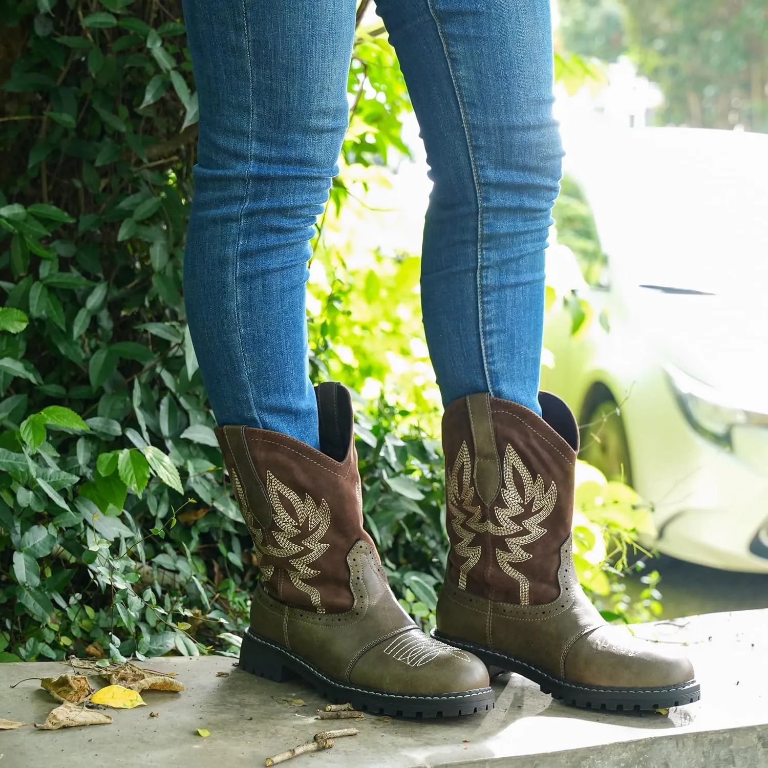 Hawkwell Women's Mid Calf Western Cowboy Cowgirl Boot Round Toe Embroidered Fashion Boots
