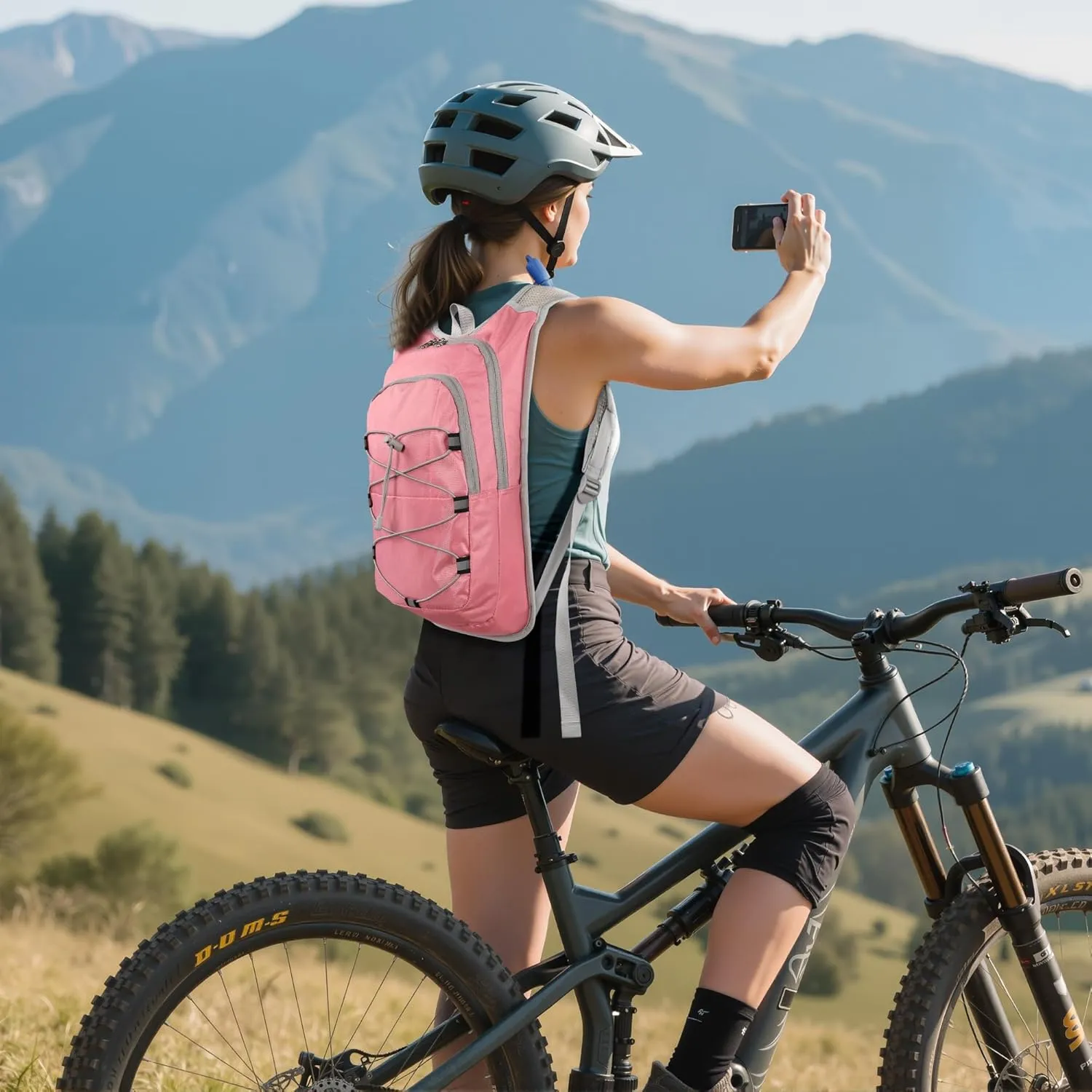 Hydration Backpack - Lightweight Water Backpack with 2L Water Bladder Bag, Running Hydration Vest Backpack for Men Women, Hydration Pack for Hiking, Cycling, Climbing MIYCOO