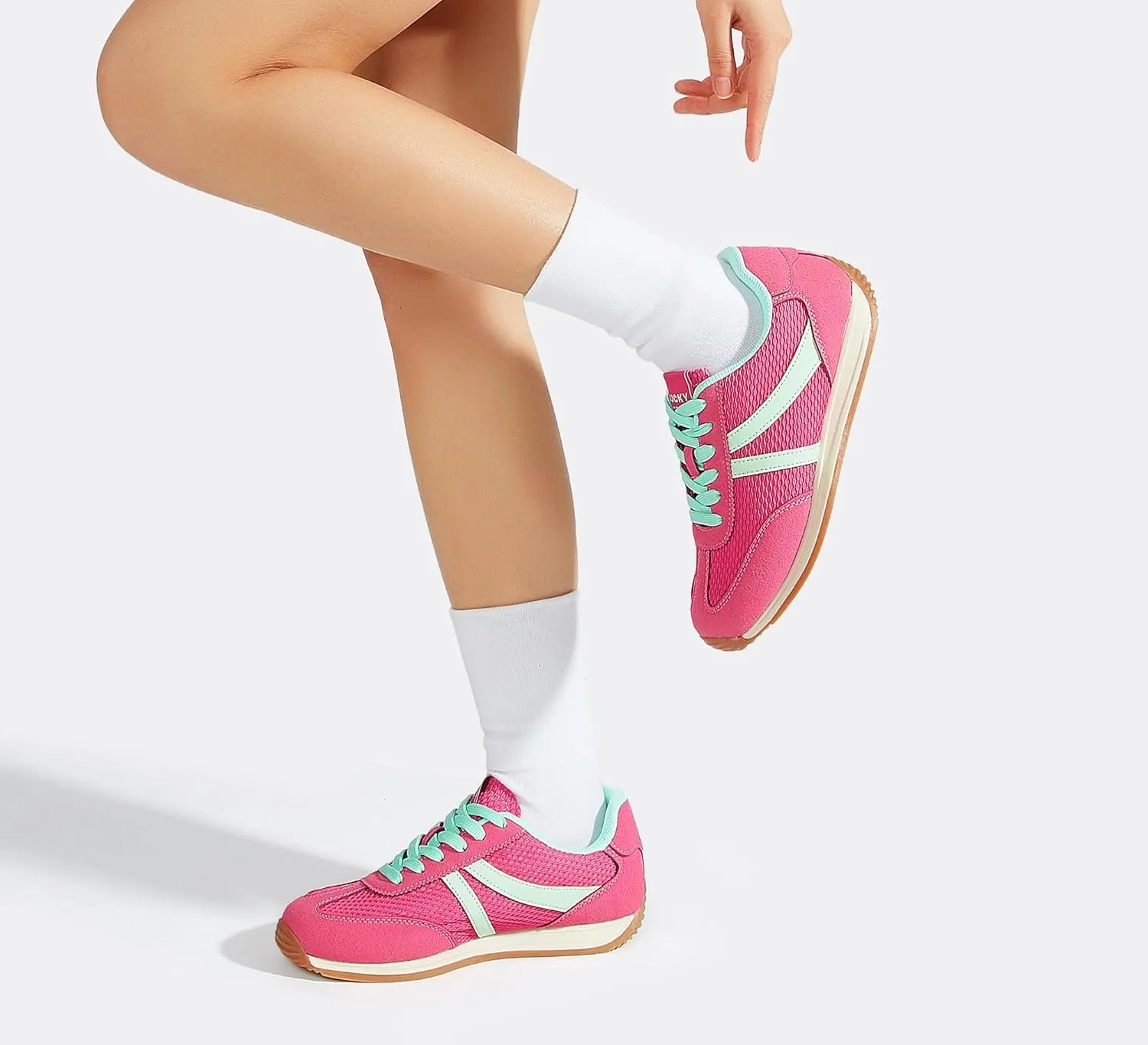 LUCKY STEP Women's Retro Fashion Sneakers Non Slip Comfortable Casual Running Shoes Breathable Classic Walking Trainers