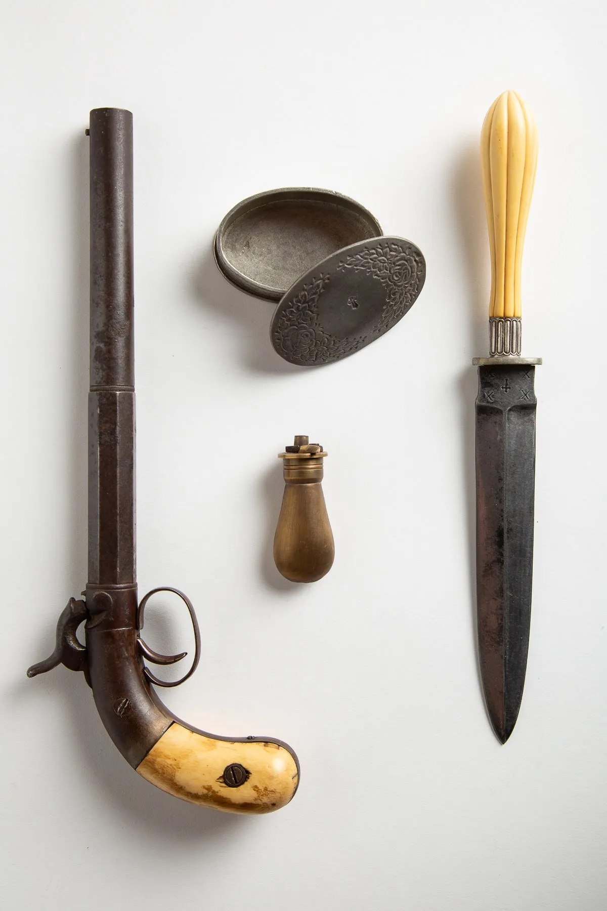 MAXFIELD PRIVATE COLLECTION | 1840'S VAMPIRE SLAYER KIT