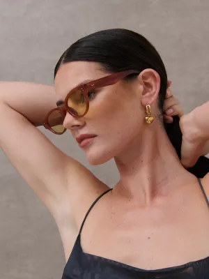Megan Oval Frame Sunglasses in Tort