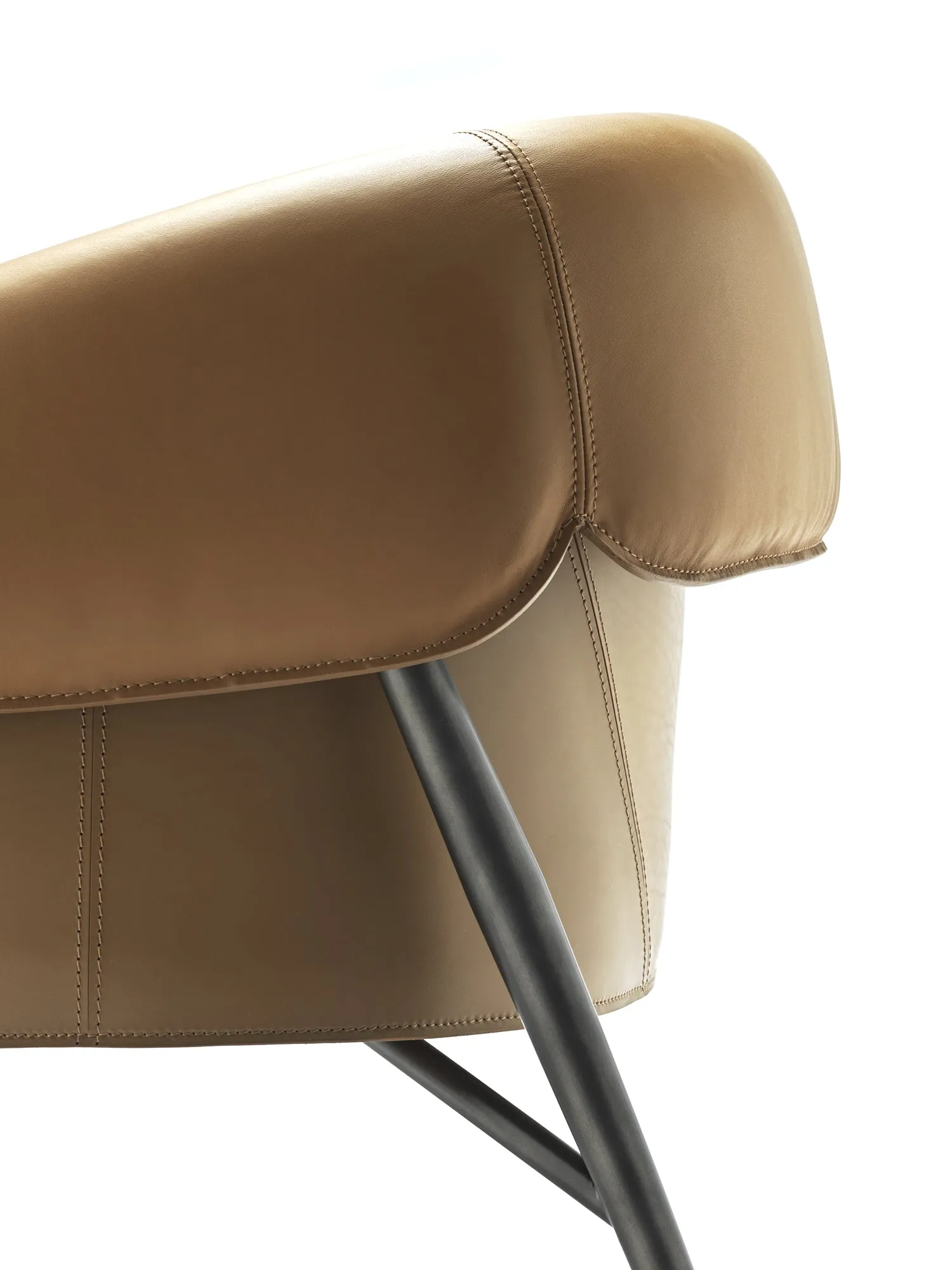 Montgomery W Lounge Chair by Fasem