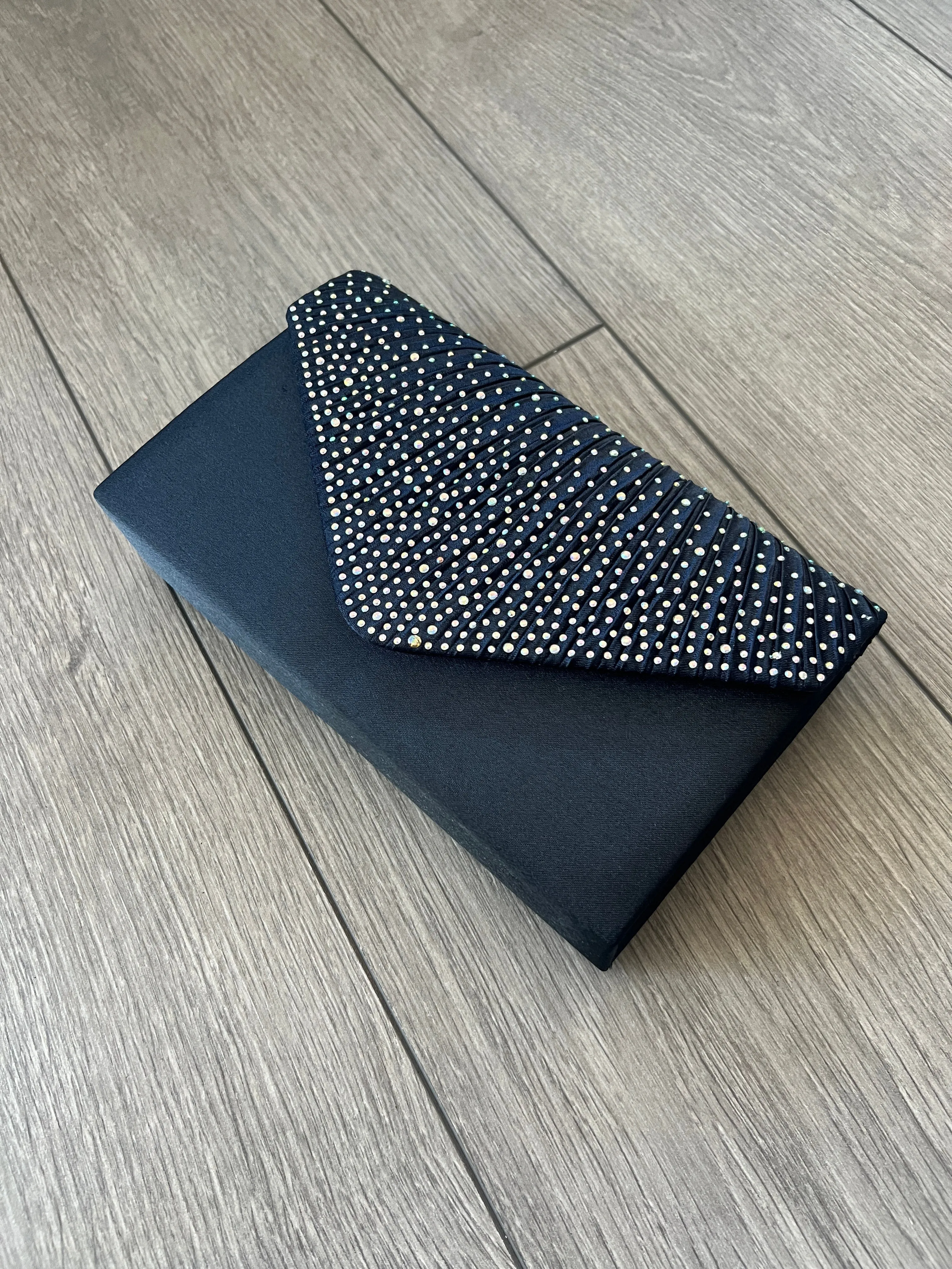 NAVY ENVELOPE CLUTCH BAG WITH RHINESTONES