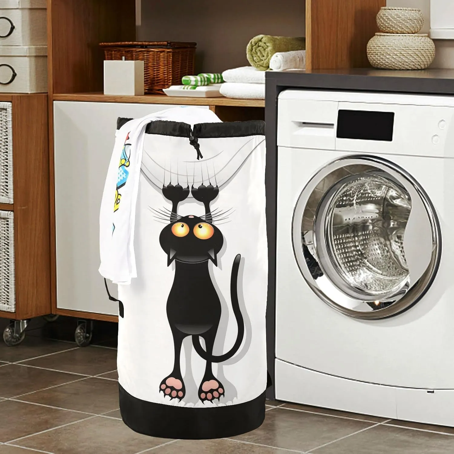 Oyihfvs Funny Black Cat Cartoon Scratching Curtains on White Backpack Laundry Bag, Laundry Backpack with Shoulder Straps, Waterproof Nylon Clothes Hamper Bag for Men Women Yoga Backpack