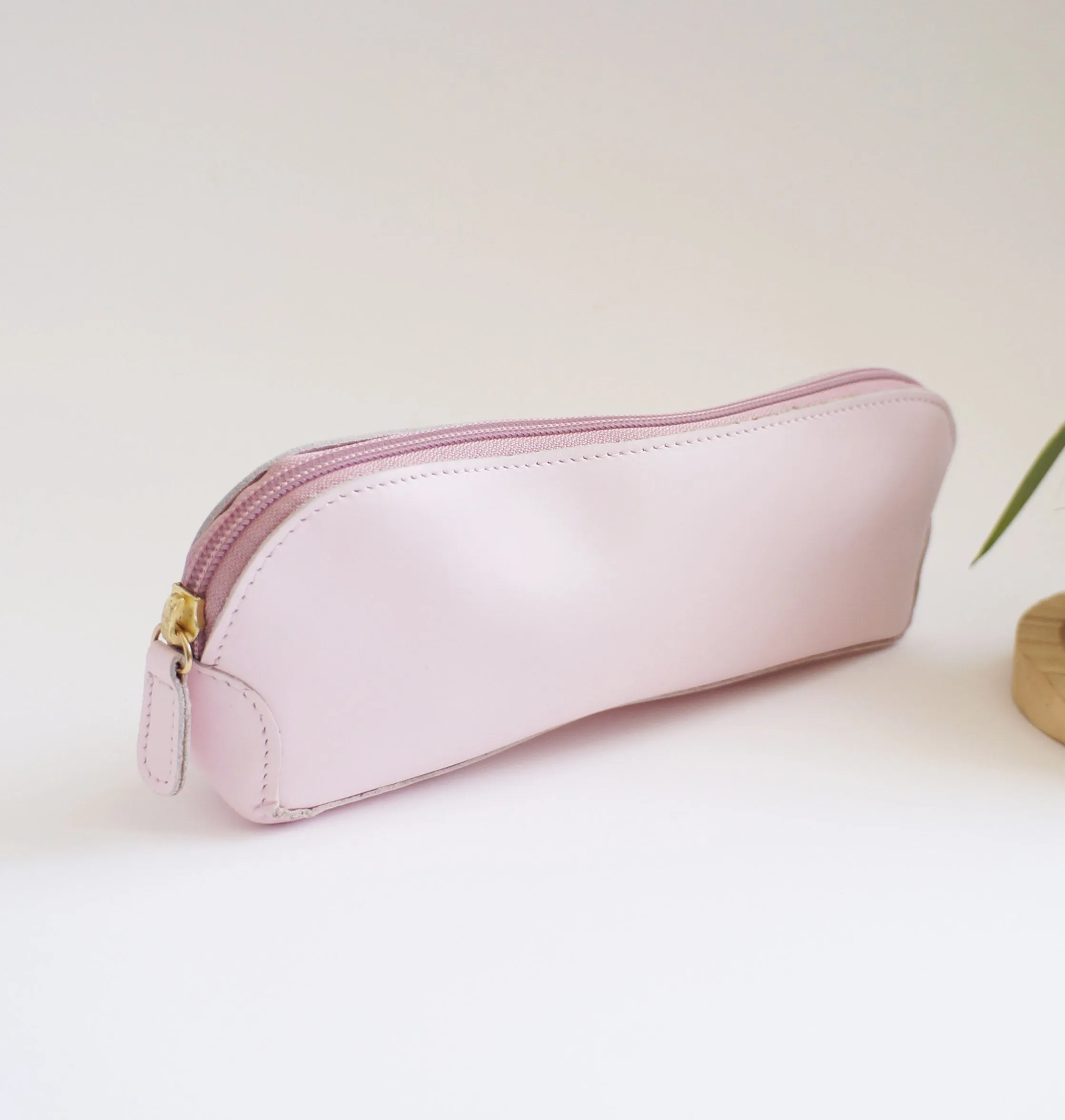 Pen Case - Milkshake leather