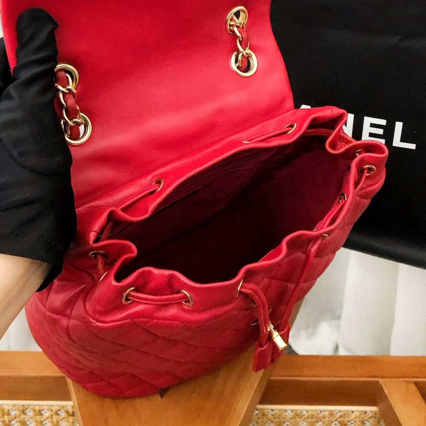 Preloved Chanel Salzburg backpack 20*25cm red