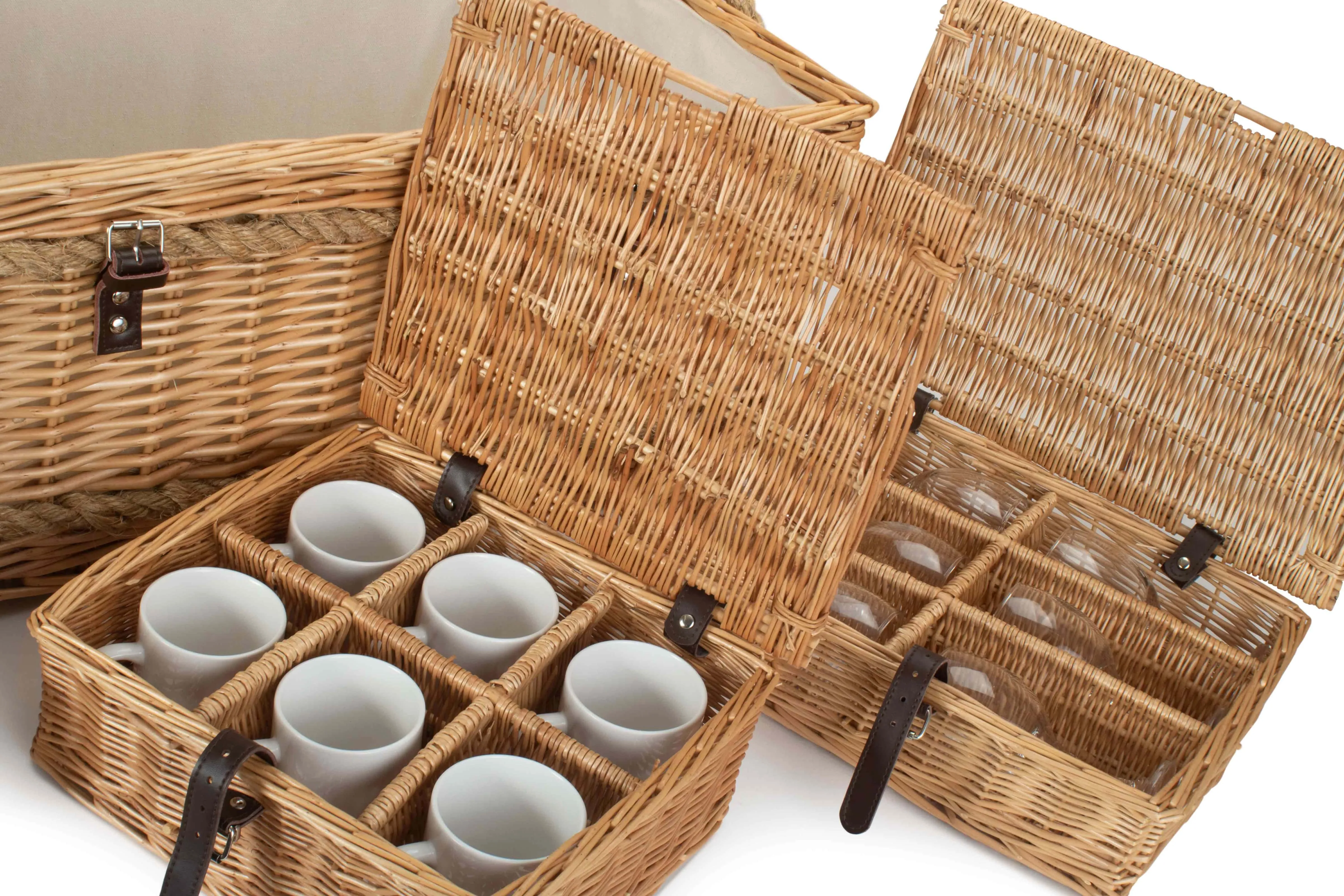 Rope Handled 6 Person Hamper