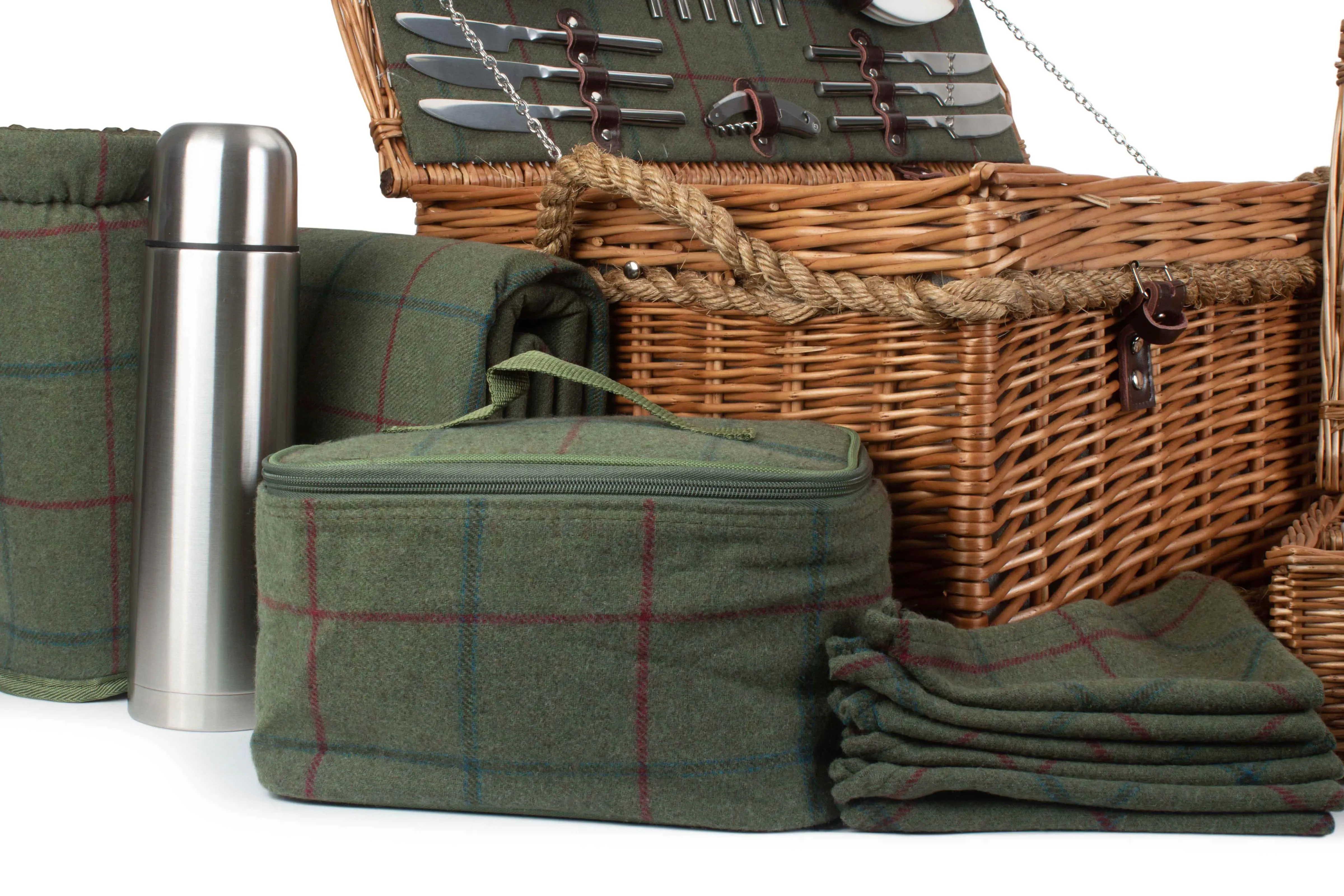 Rope Handled 6 Person Hamper
