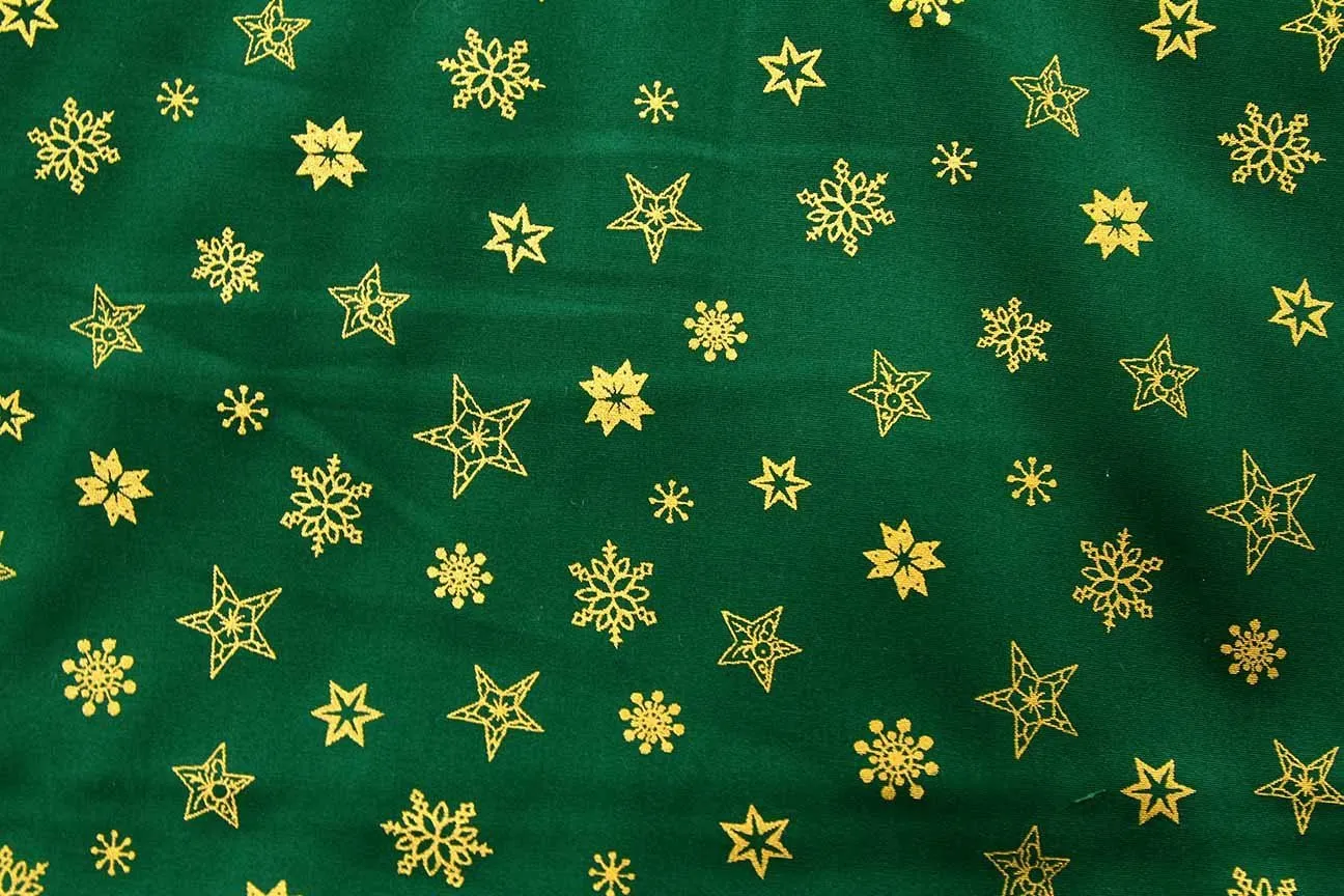 S1: Gold Winter Stars on Green Patchwork / Craft Fabric SOLD OUT
