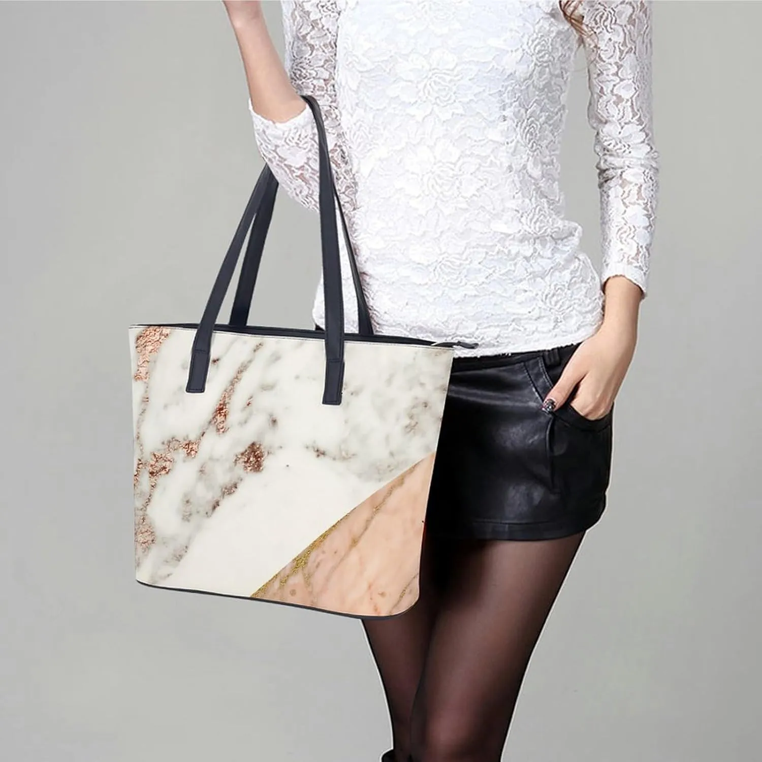Snowflake Winter Wonderland Leather Handbag Smooth Wrinkle Resistant Lightweight And Convenient