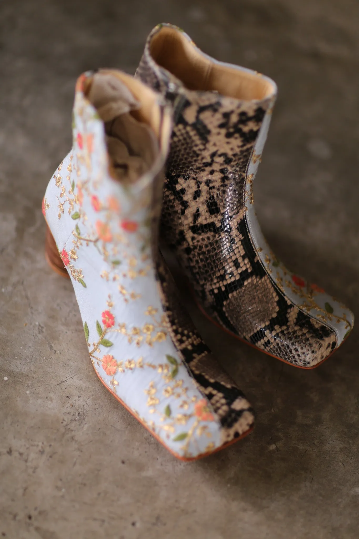SPLIT SNAKE SKIN LEATHER EMBROIDERED SILK BOOTS