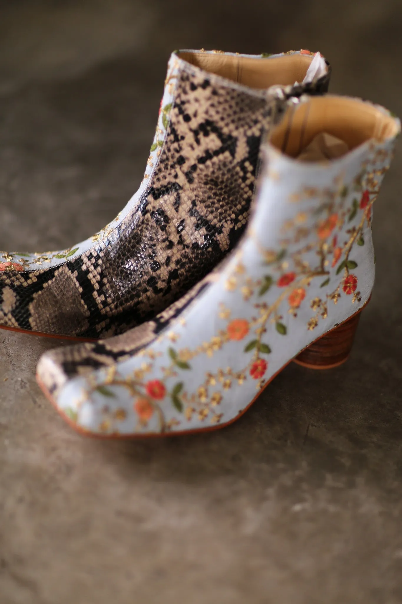 SPLIT SNAKE SKIN LEATHER EMBROIDERED SILK BOOTS