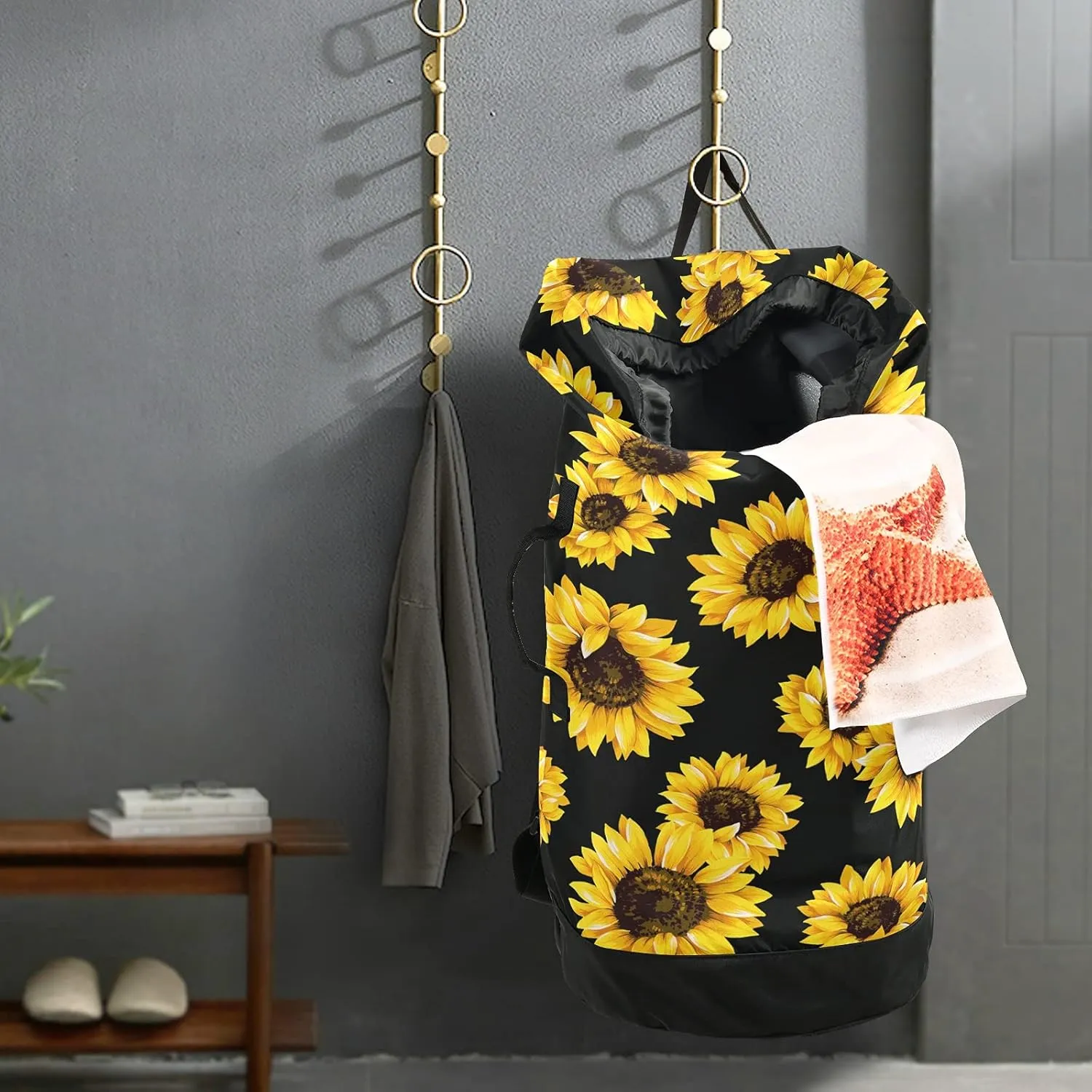 Sunflowers Laundry Bag Large Laundry Backpack Heavy Duty with Adjustable Shoulder Straps for Traveling Dirty Clothes Organizer for College Students Waterproof