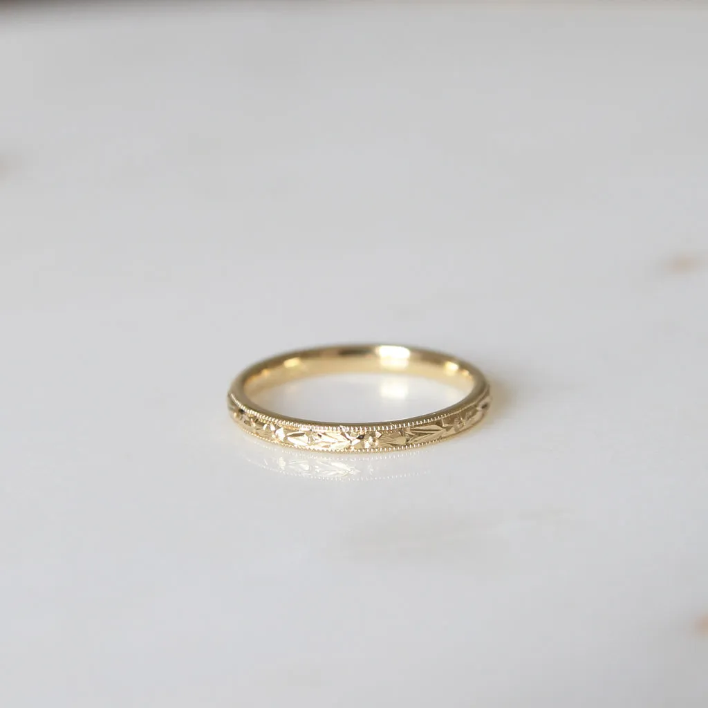 The Orange Blossom Band - Vintage Style Engraved Wedding Band
