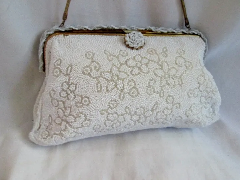 Vtg JORELLE BAGS FRANCE WHITE FLORAL BEAD CLASP HANDBAG Purse Clutch WOW!