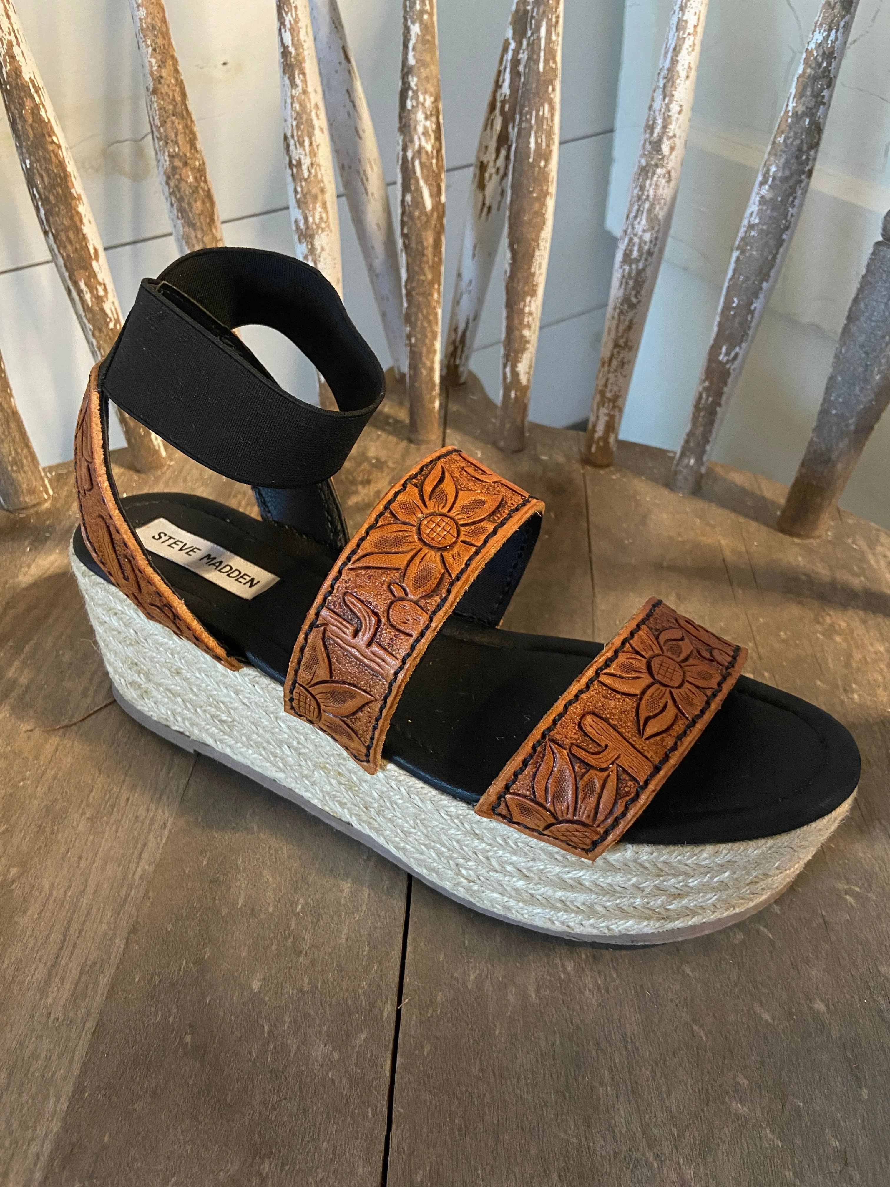 Western style wedges