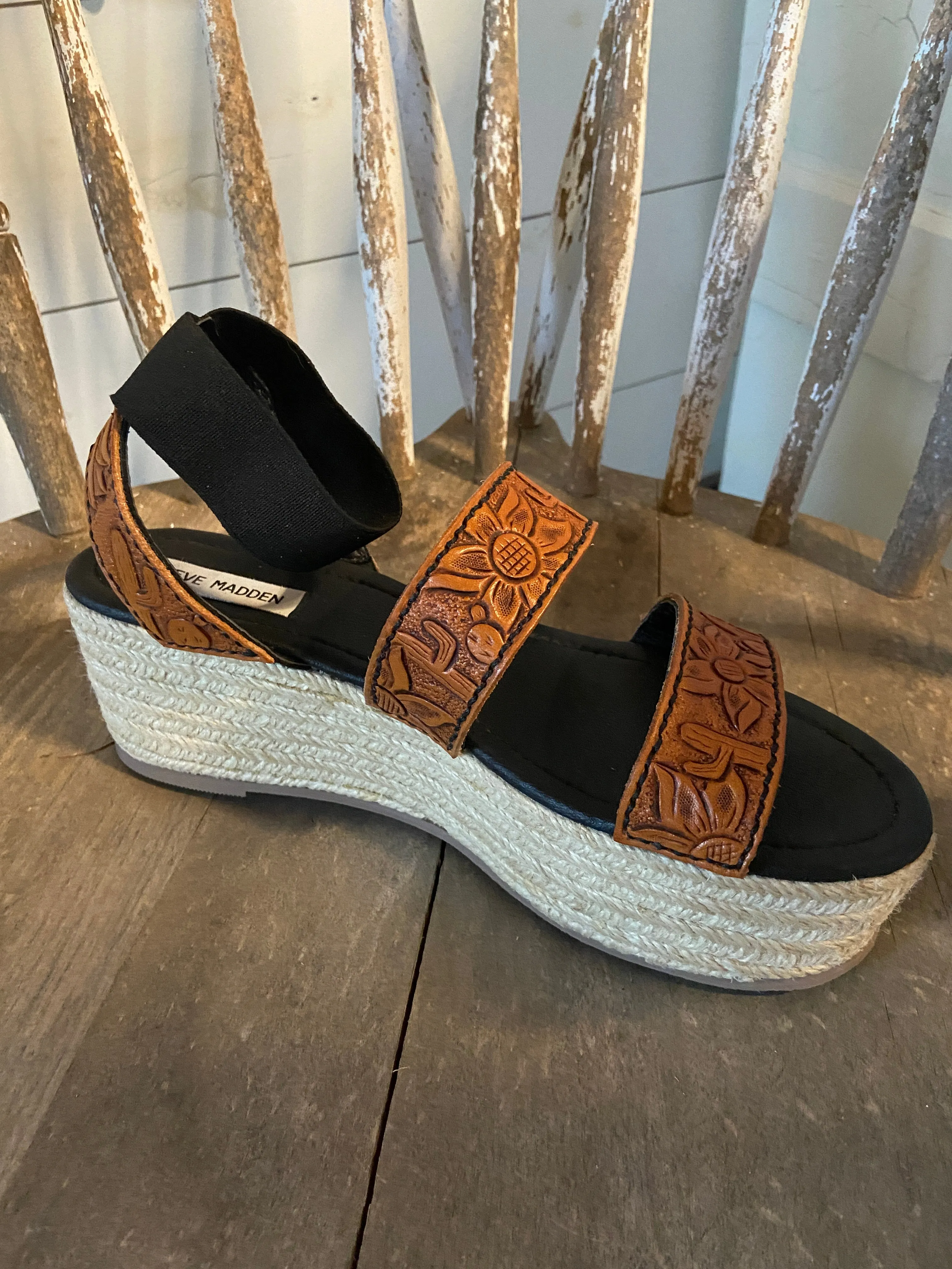Western style wedges