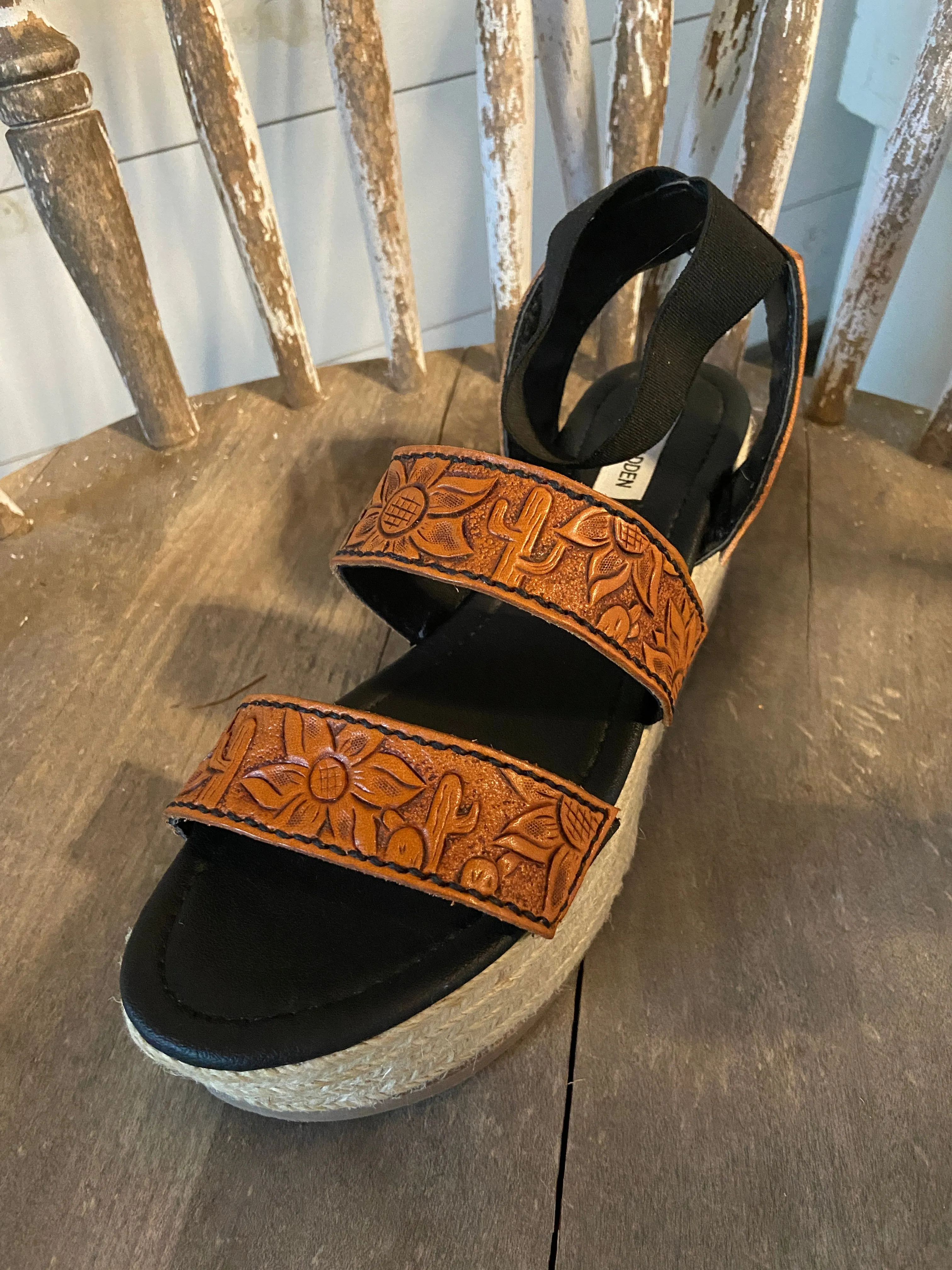 Western style wedges